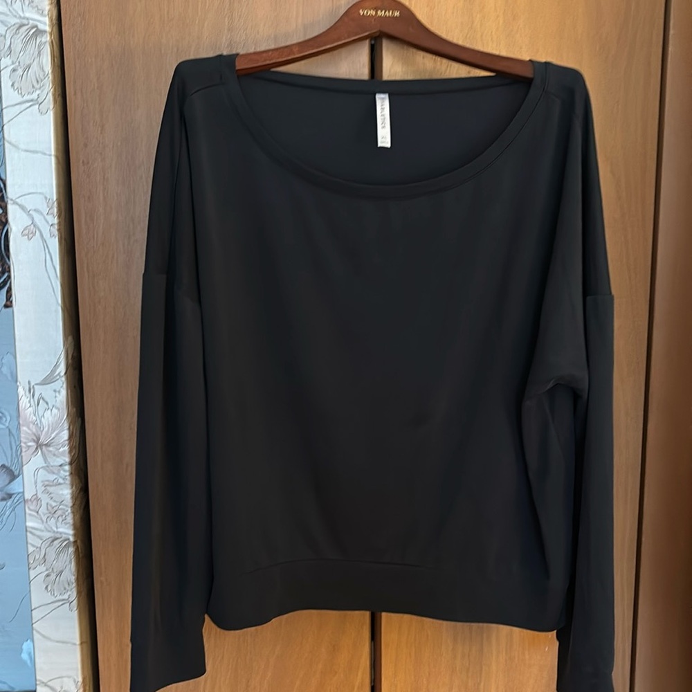 Fabletics lightweight sweatshirt